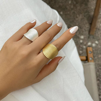 Bagues Tendance Ajustables Géométriques pour Femmes – Bijoux de Doigt Empilables 2025